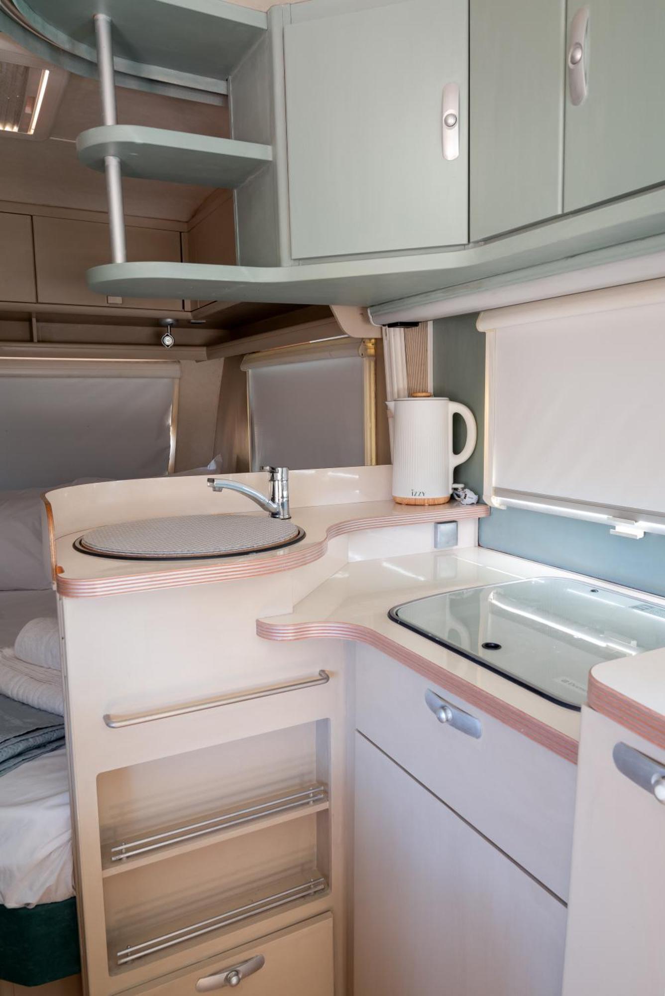 Falasarna Caravans Værelse billede